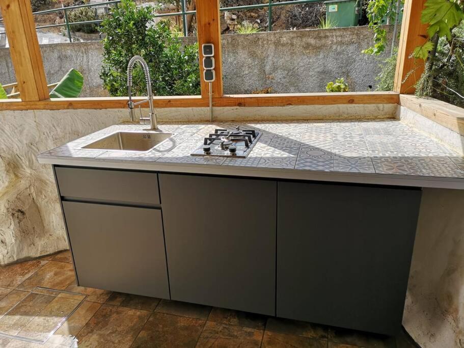 Souterrain Fuer Max 2 P., Bad, Aussenkueche, Garten Güimar Exteriör bild